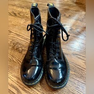 Dr. Martens 1460 Shiny Black Leather Boots‎